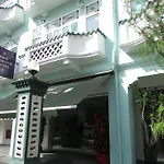 New Majestic Hotel
