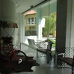 New Majestic Hotel