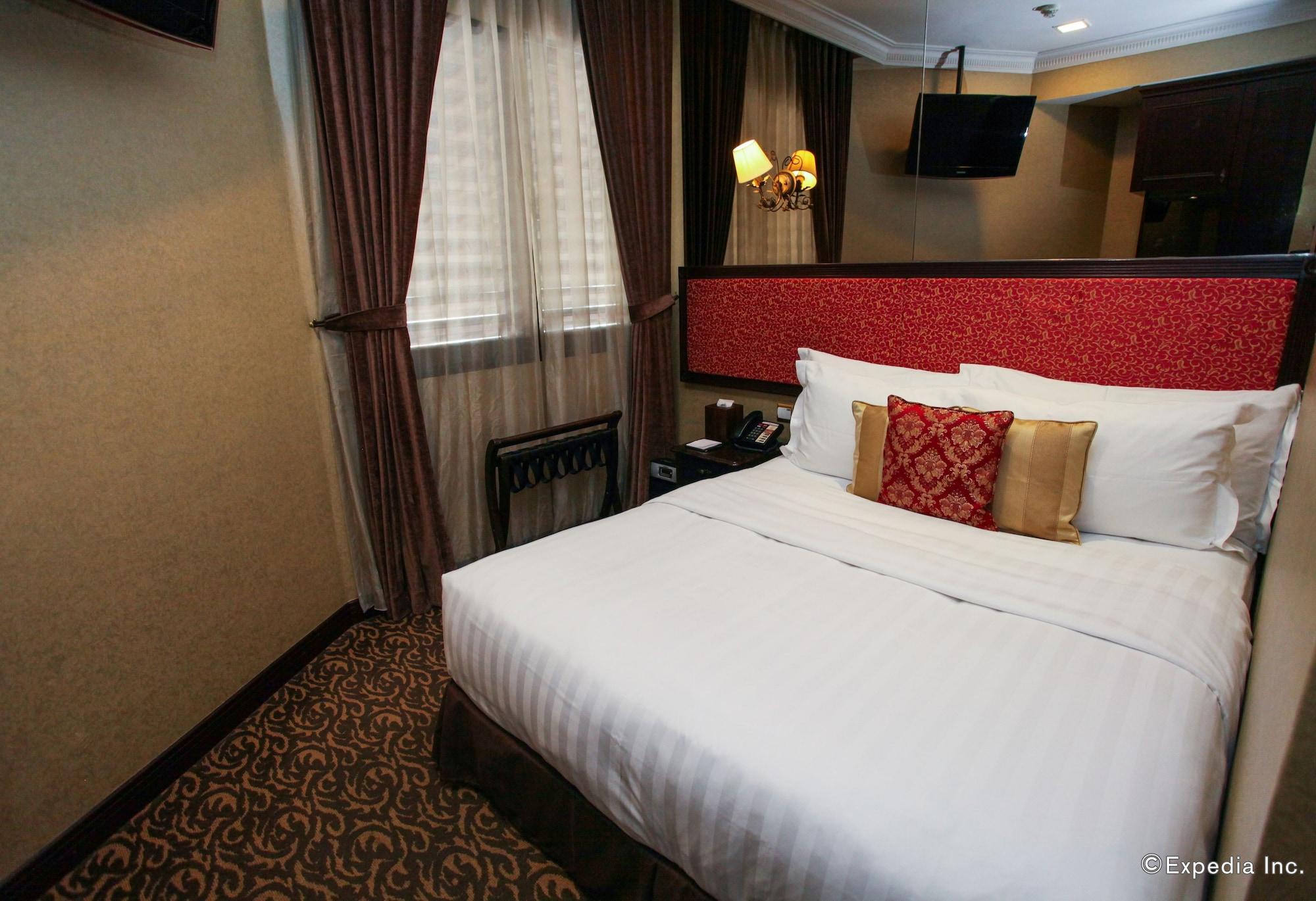 Nostalgia Hotel