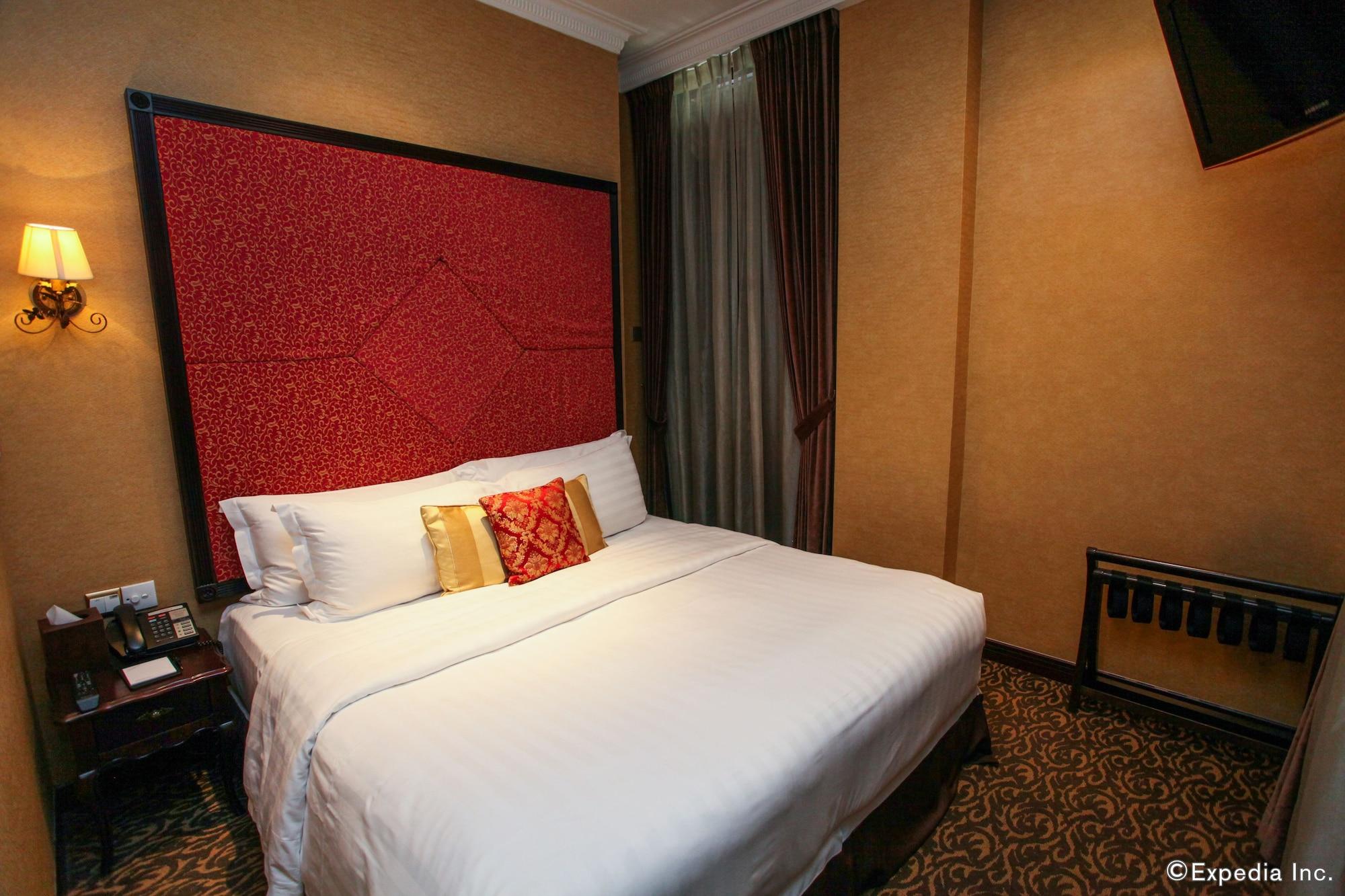 Nostalgia Hotel