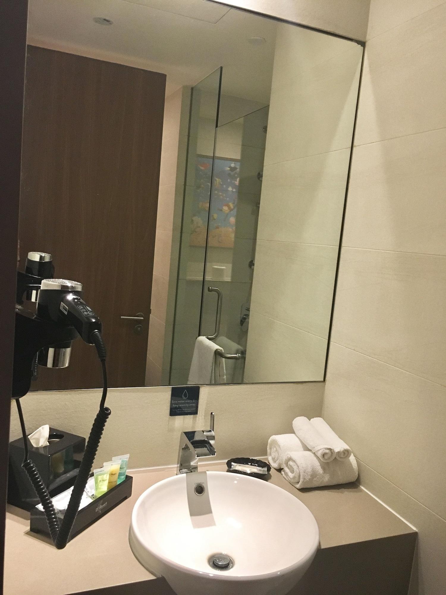 Resort D'resort @ Downtown East 4*