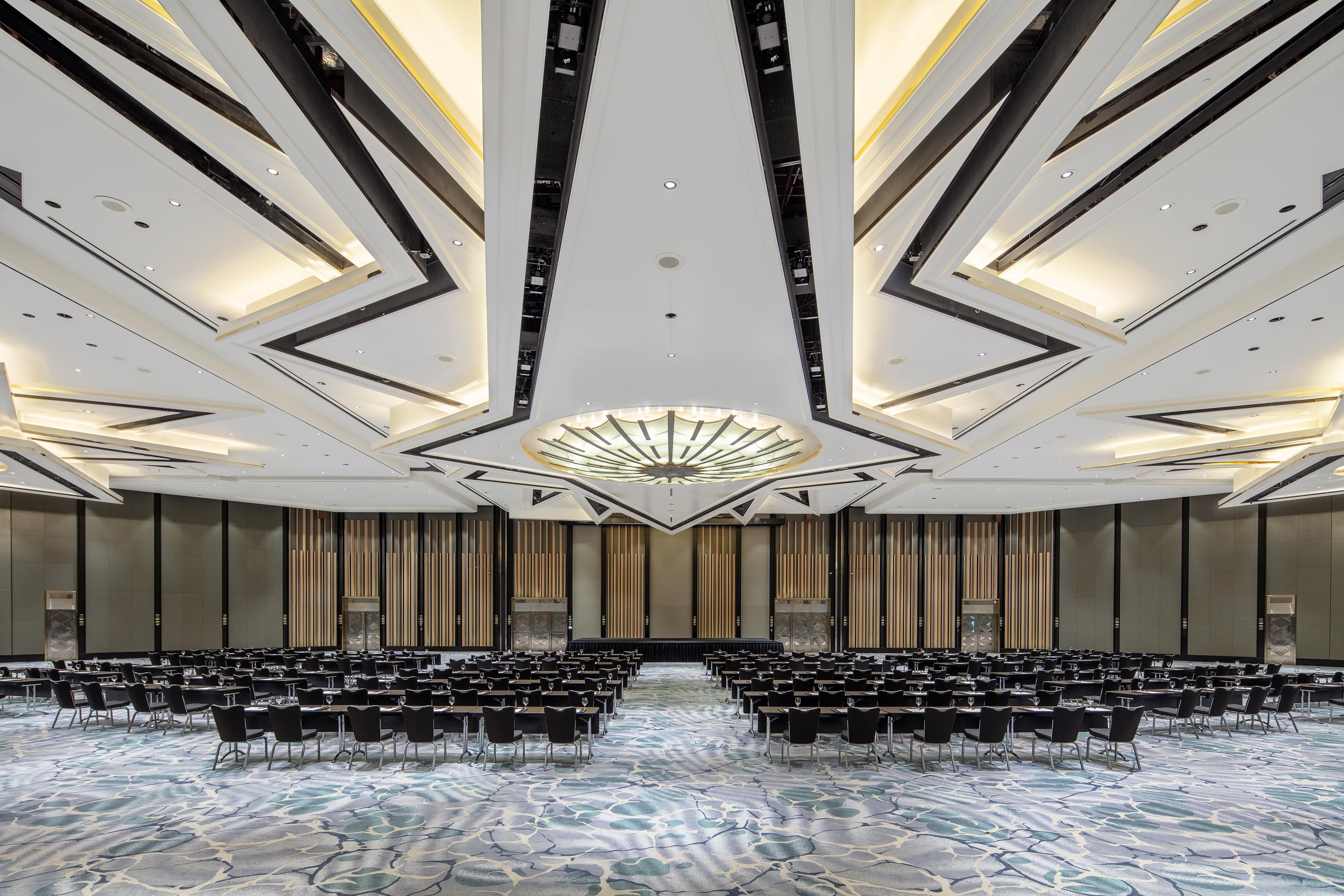 Swissotel The Stamford Hotel