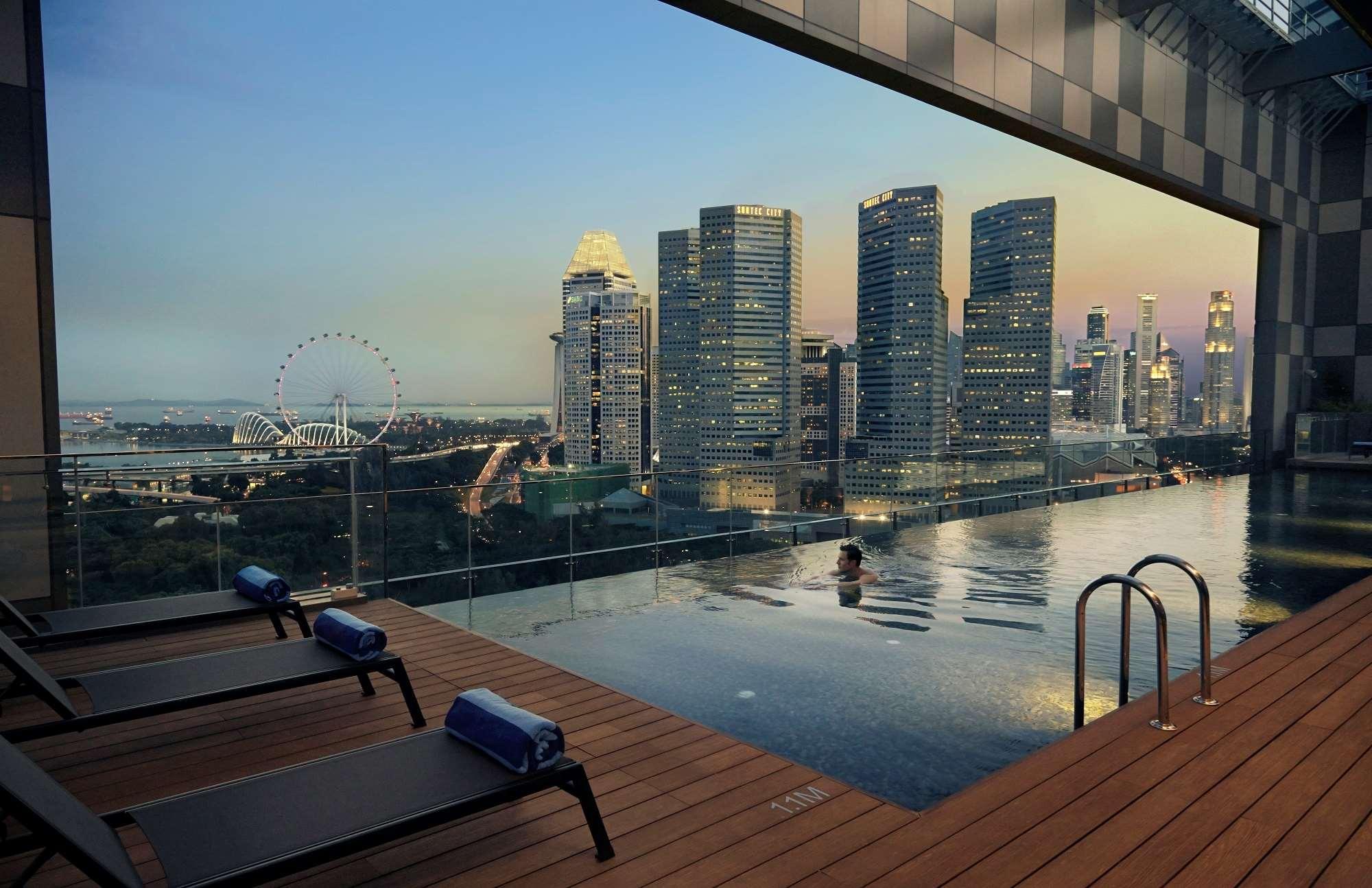 Pan Pacific Serviced Road,