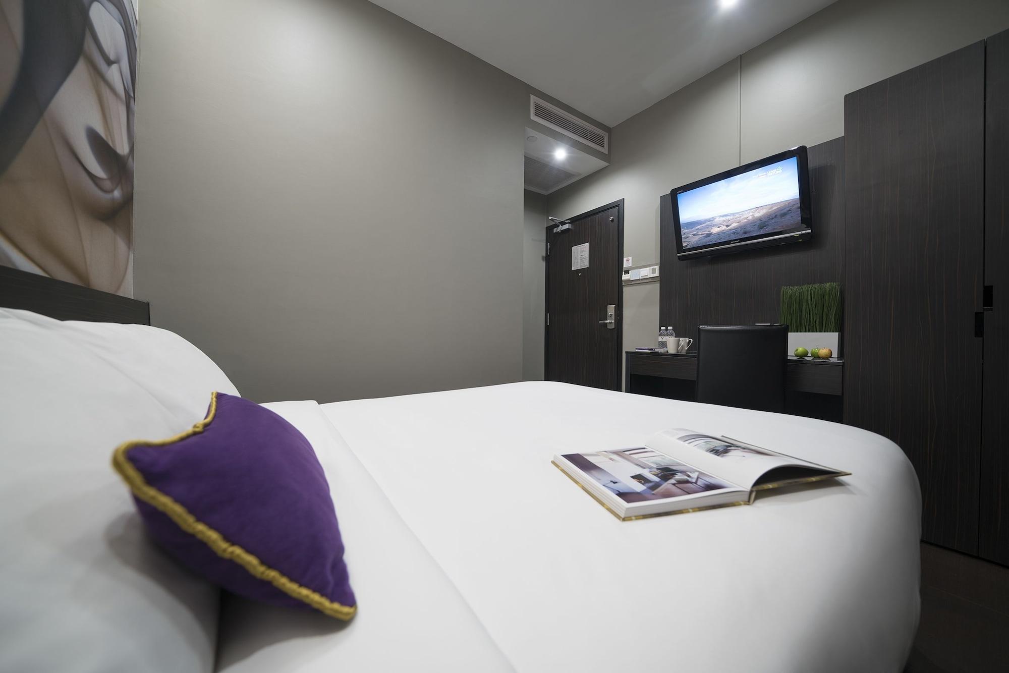 V Lavender Hotel 4*