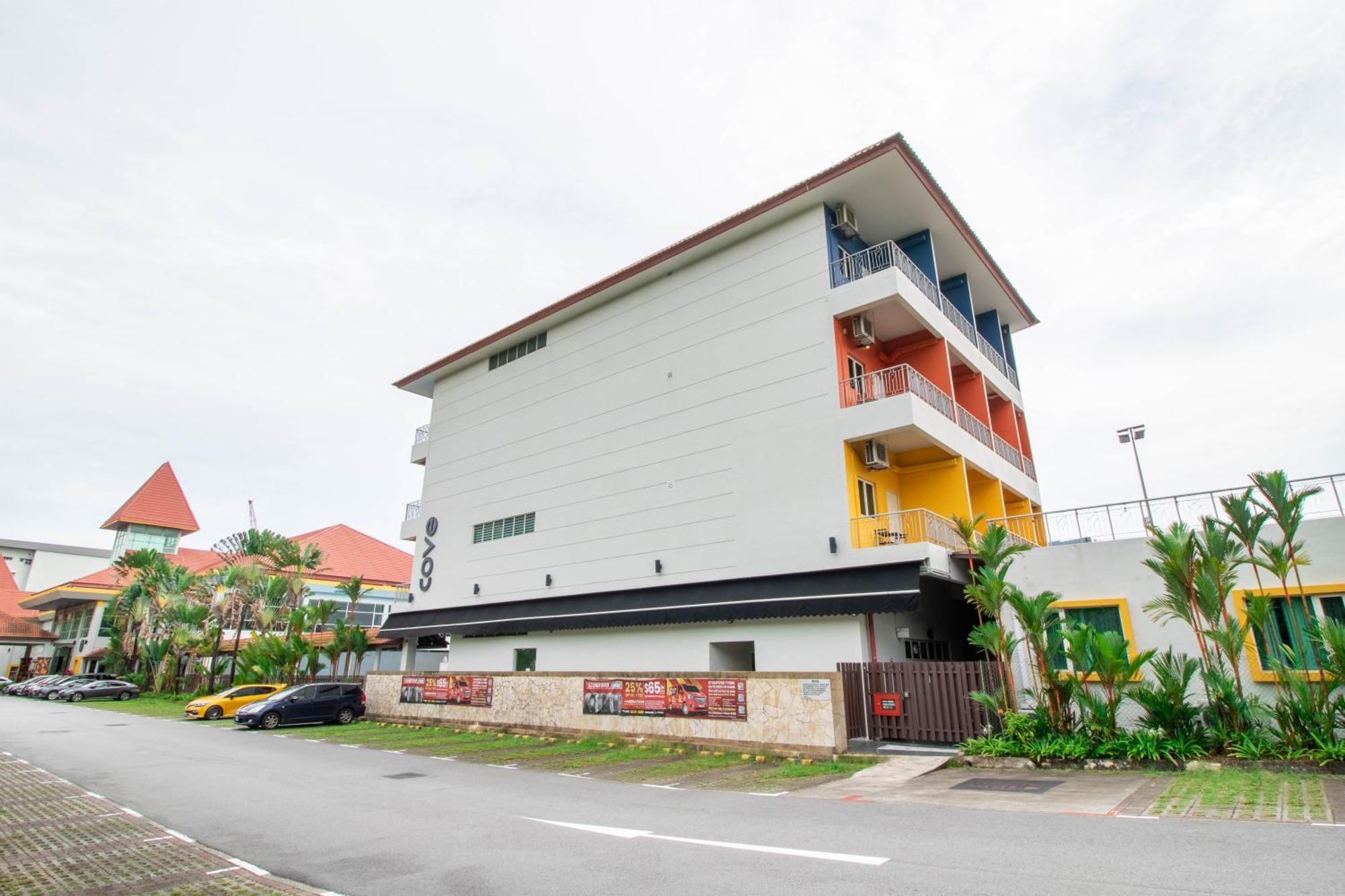 Cove D'arena Apartment