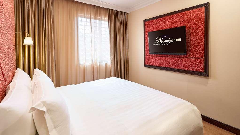 Hotel Nostalgia