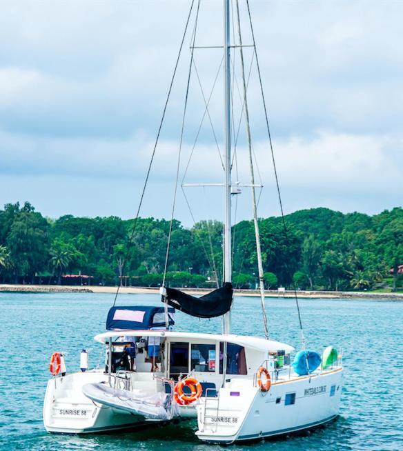 White Sails Yacht Sunrise Botel Singapore