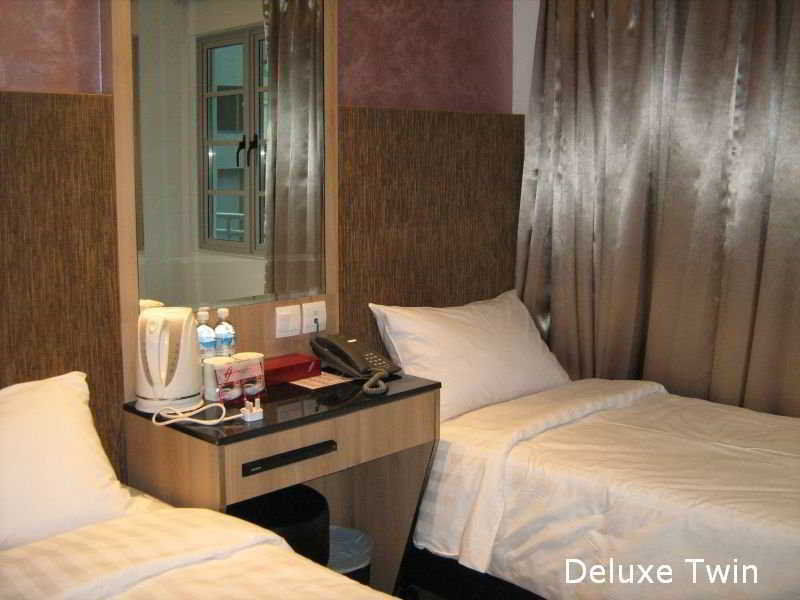 Ibis Budget Clarke Quay Hotel 3*