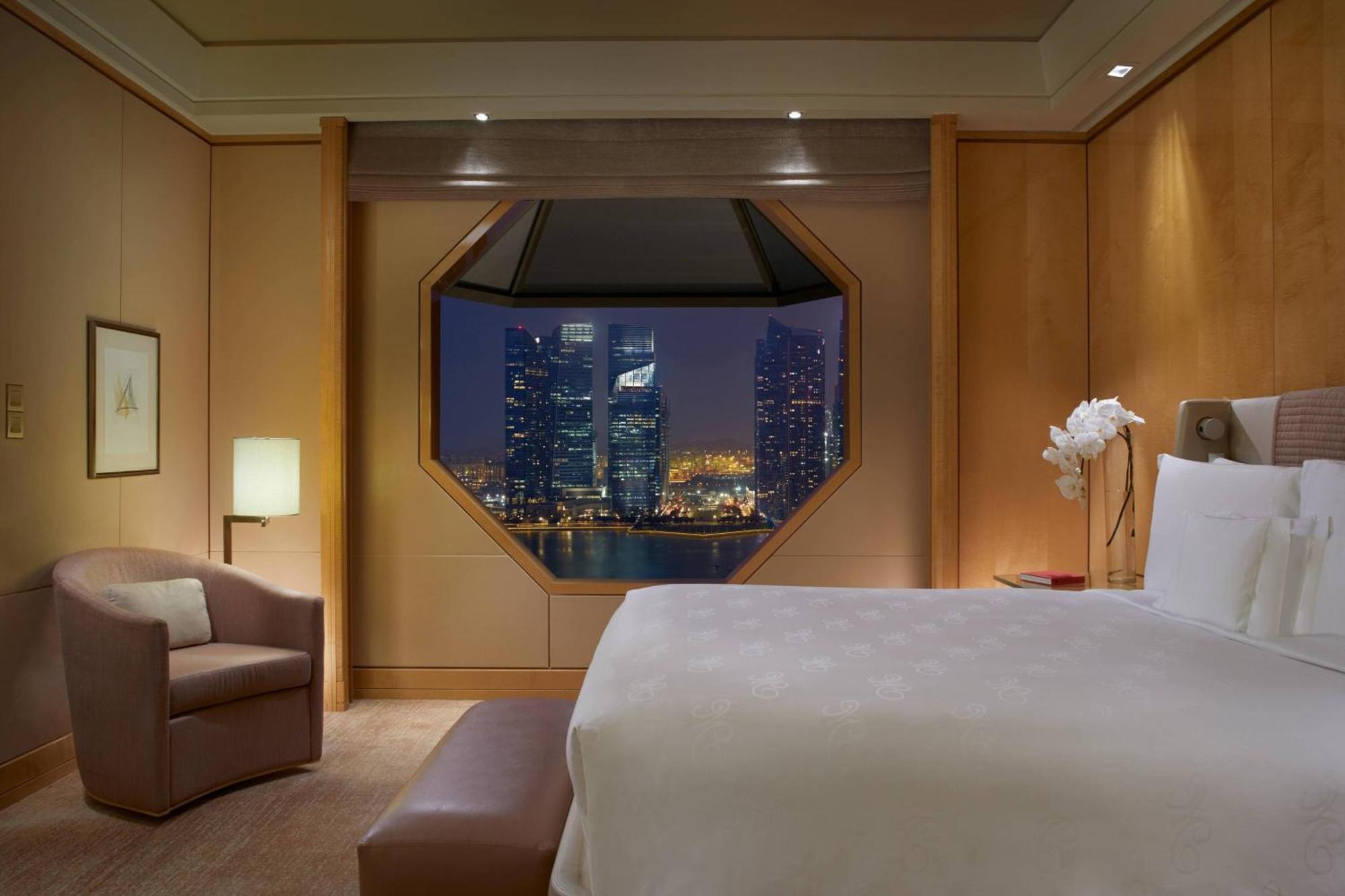 The Ritz-carlton, Millenia