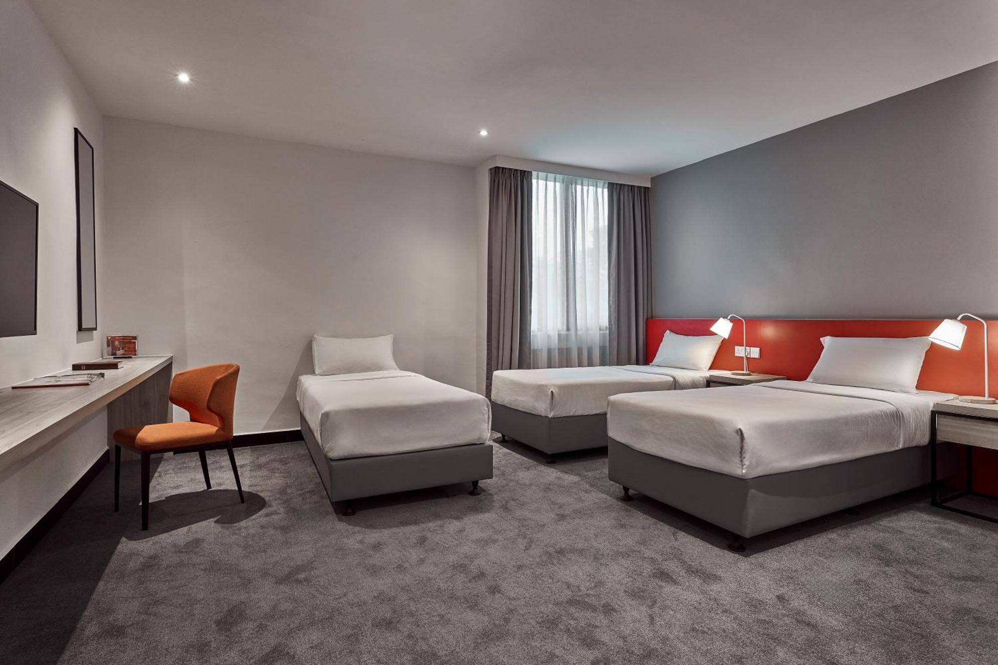 Metropolitan Ymca 4* Singapore