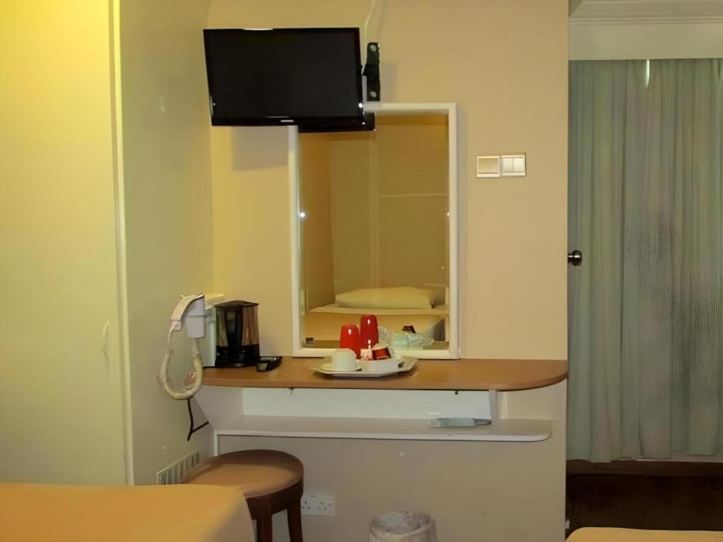 Hotel Arianna 2*