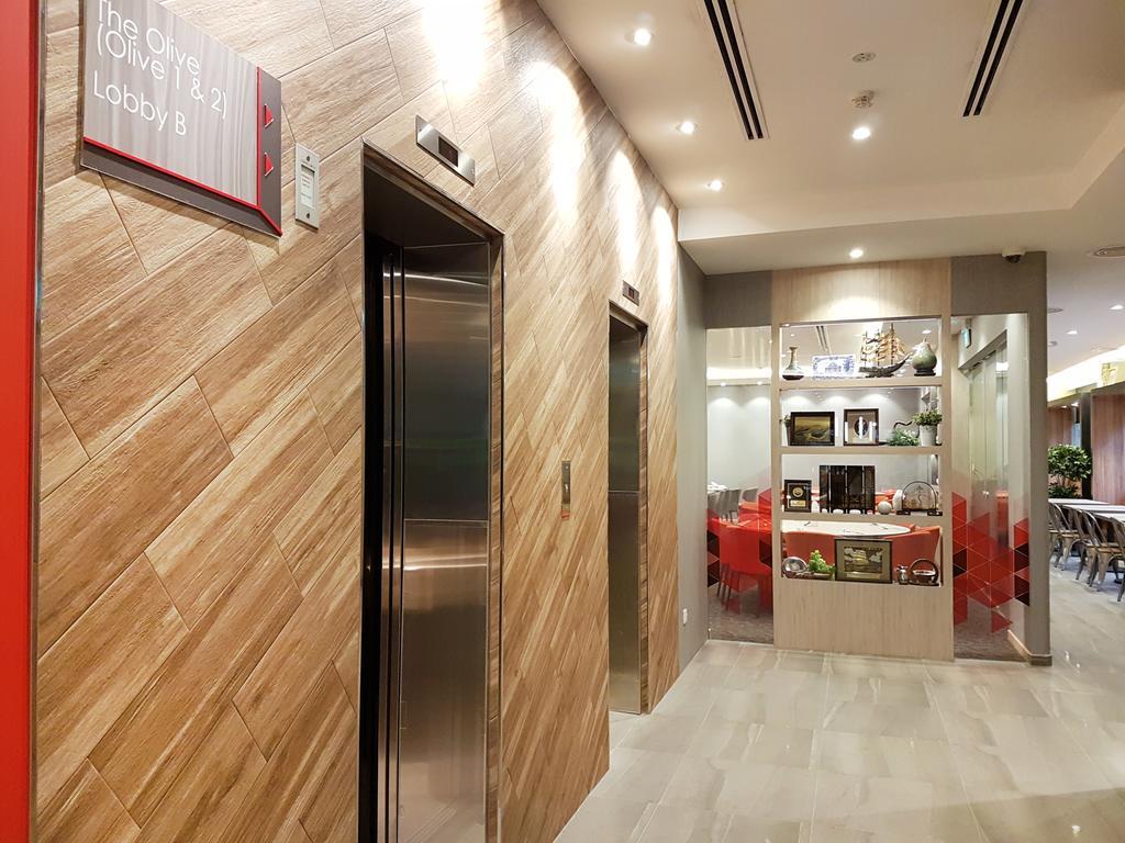 Metropolitan Ymca Hotel 4*