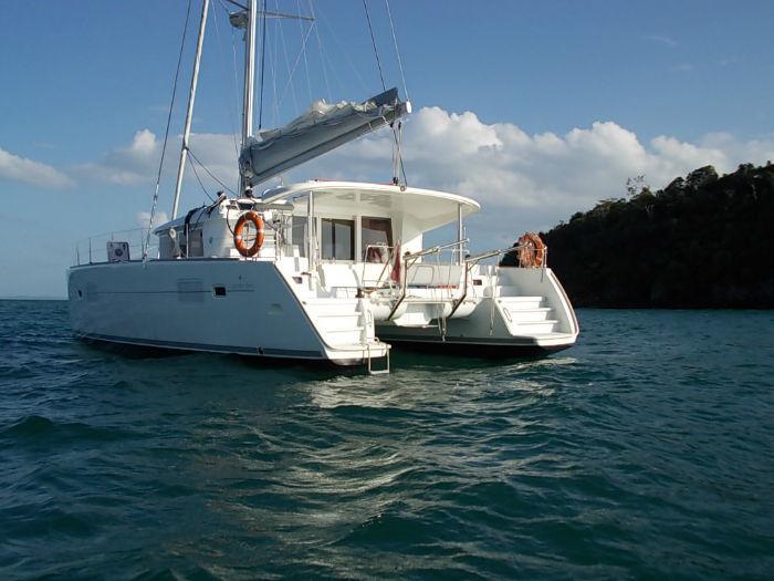 White Sails Yacht Sunrise * Singapore