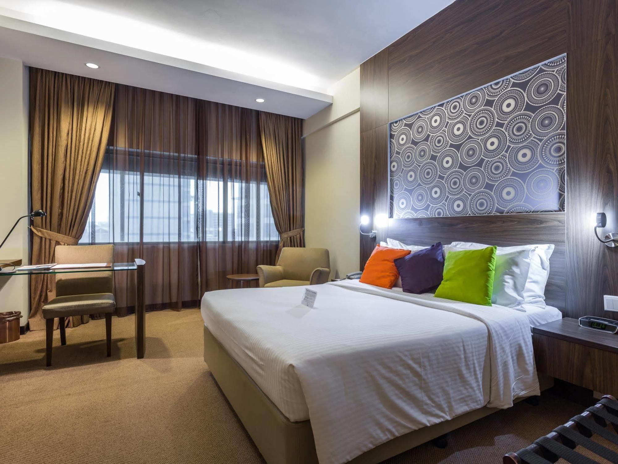 Grand Pacific 4* Singapore