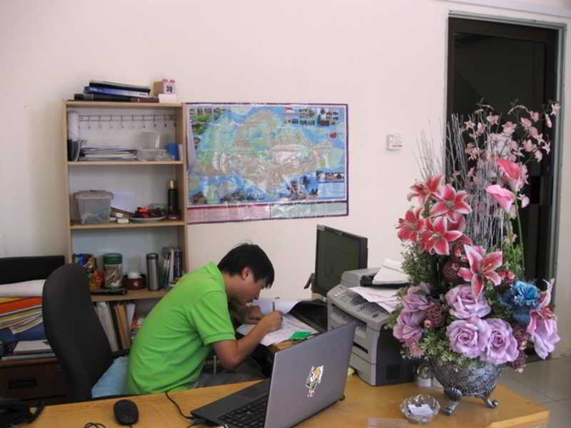 Ark Hostel *