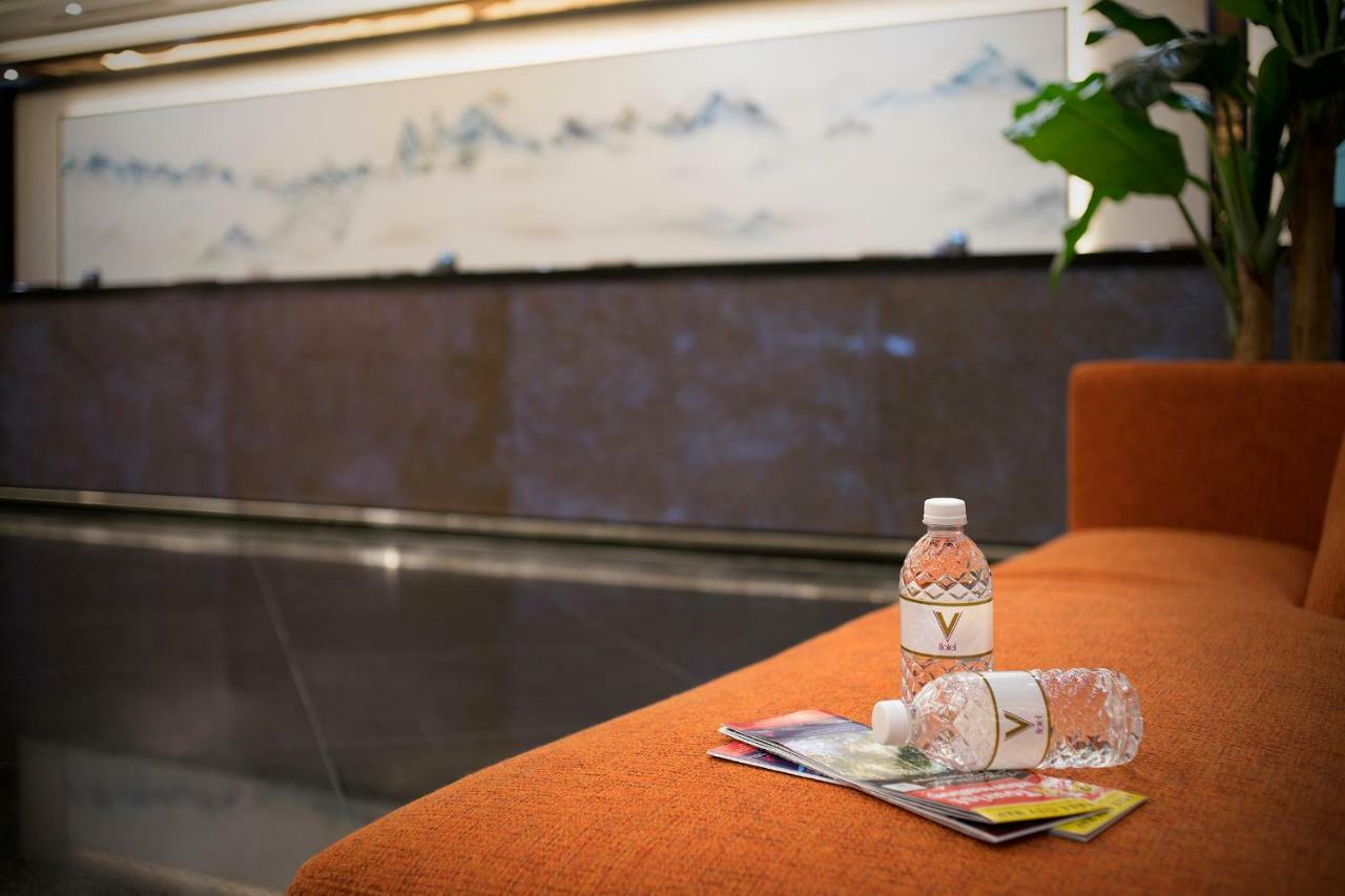 V Lavender Hotel