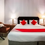 Oyo 104 Pegasus Hotel