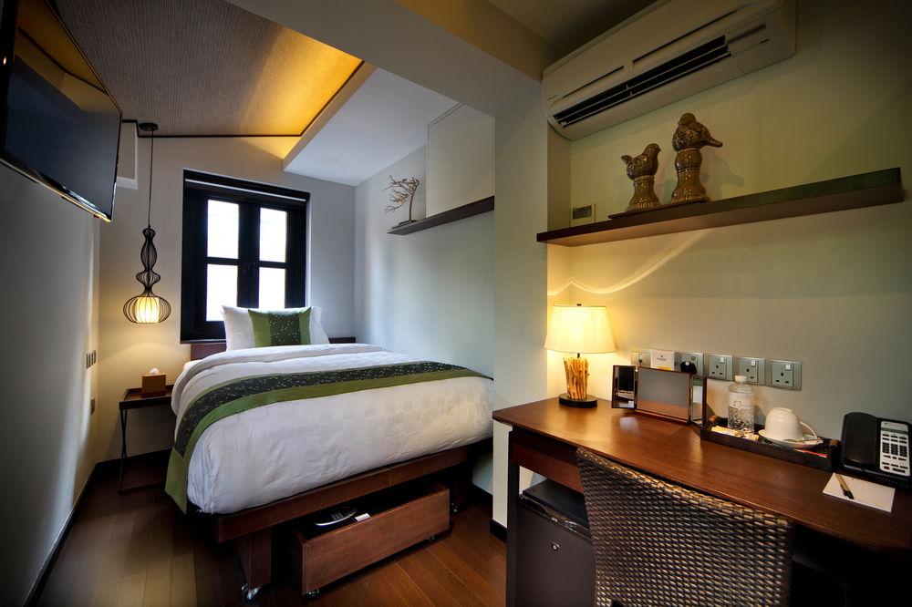 Clover 33 Jalan Sultan 4*