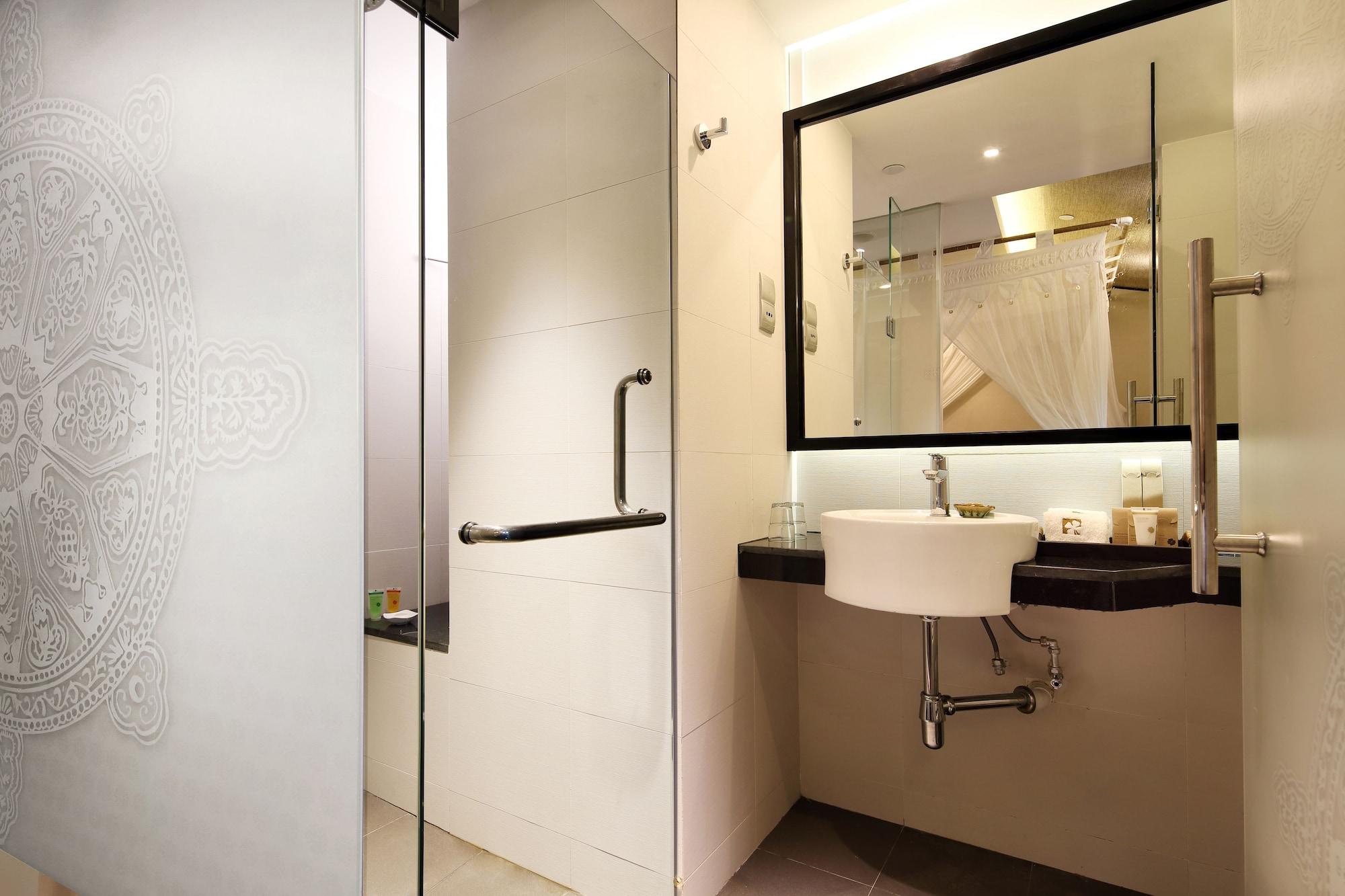 Clover 33 Jalan Sultan Hotel 4*
