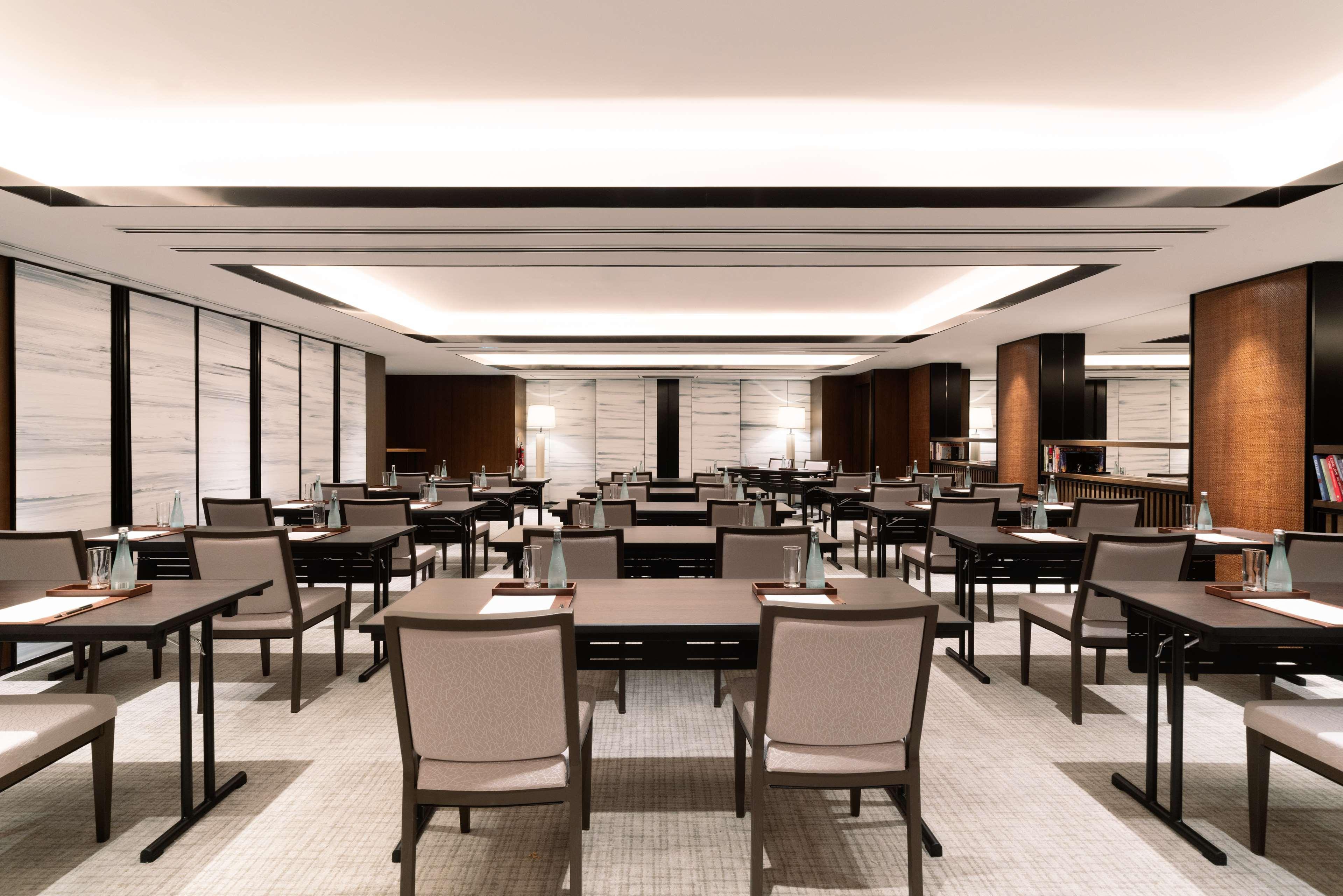 Shangri-la 5* Singapore