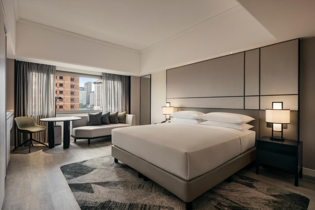 Hilton Orchard