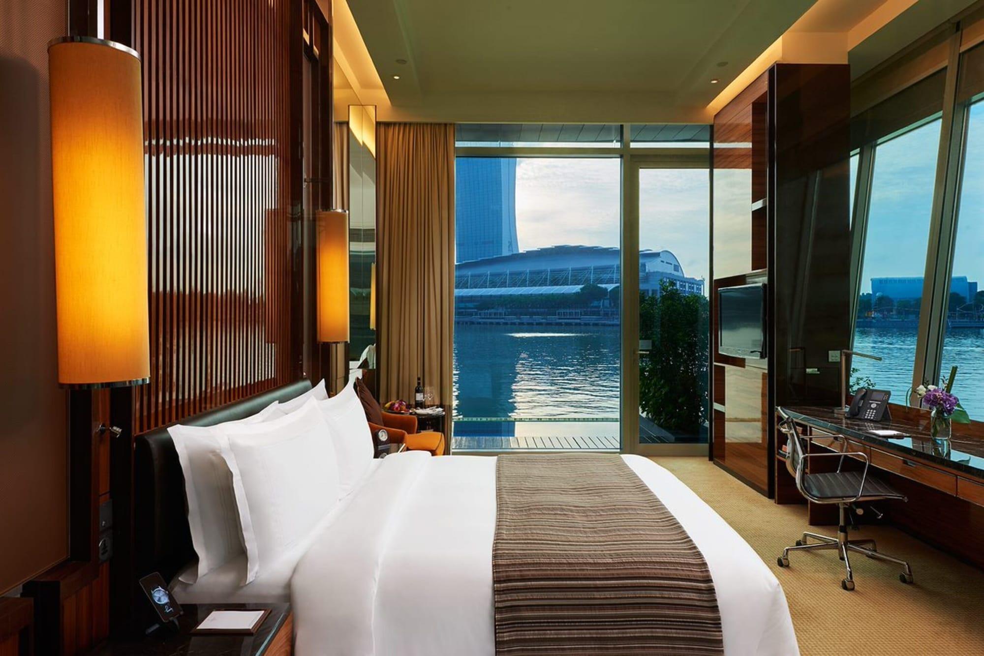 Hotel The Fullerton Bay 5*