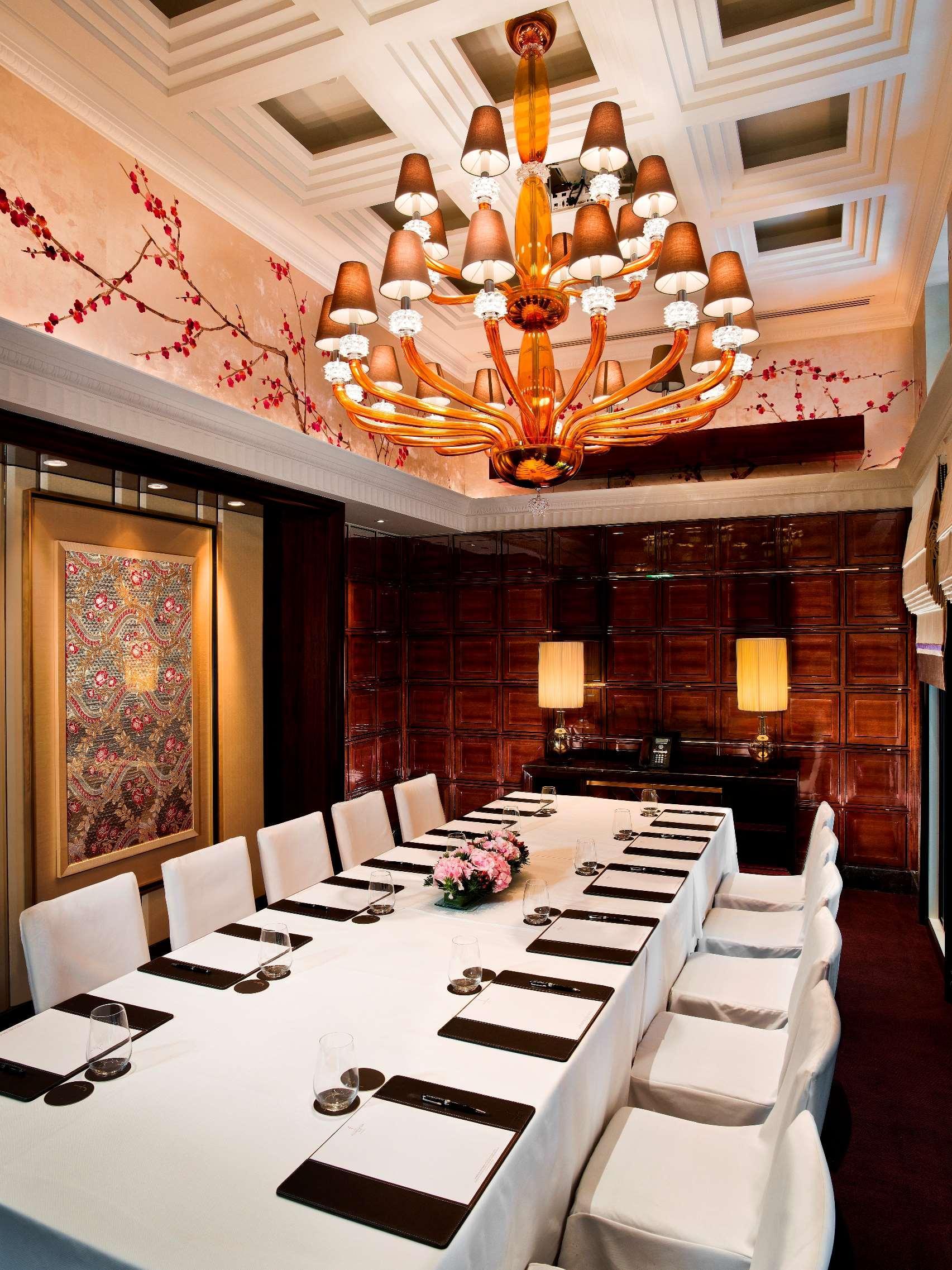 The Fullerton Bay 5*