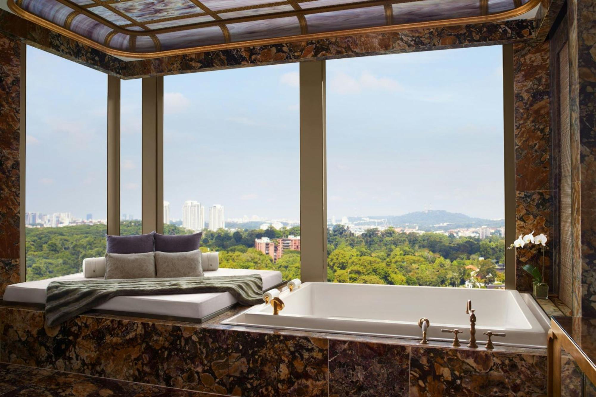 Hotel The St. Regis 5*