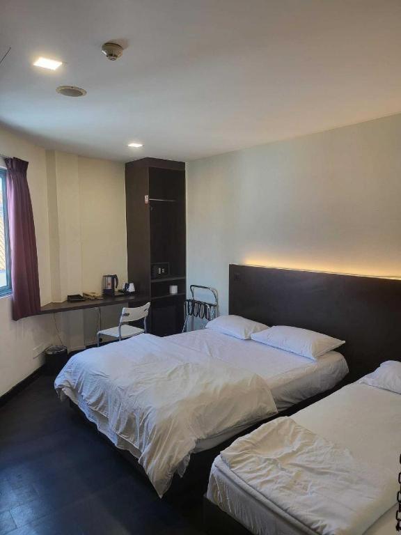 Hotel L @ 51 Desker Singapore