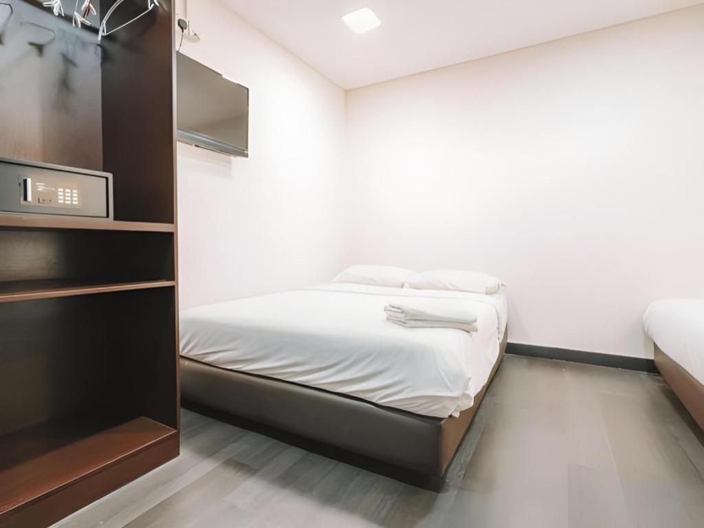 Hotel L @ 51 Desker Singapore