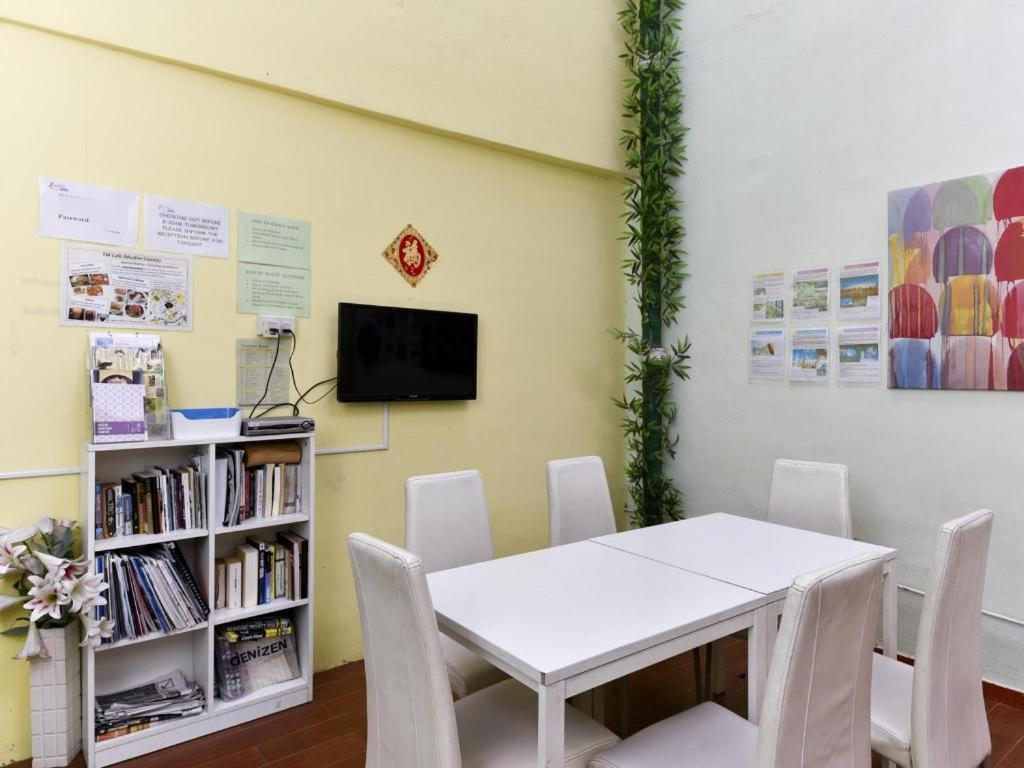 Traveller@sg Hostel *