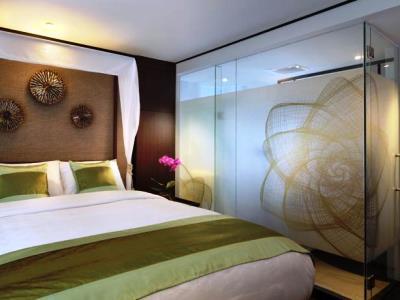 Clover 33 Jalan Sultan