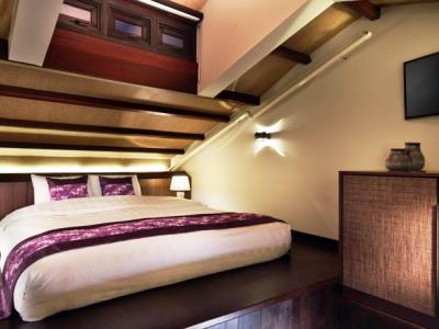 Clover 33 Jalan Sultan