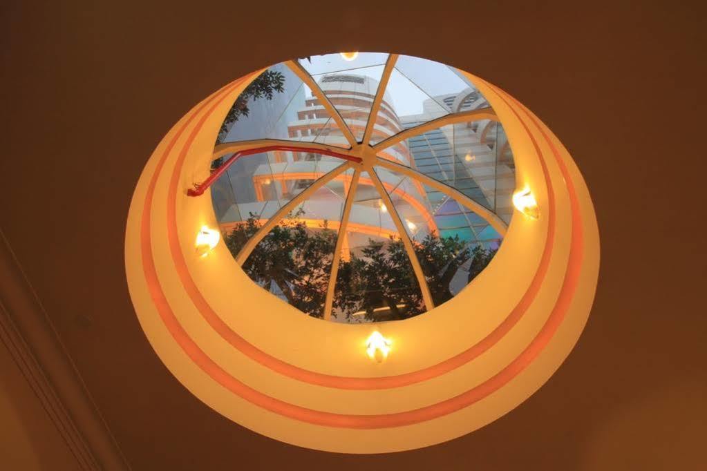 Bencoolen Hotel