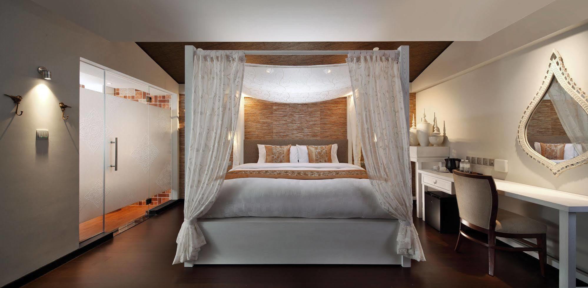 Hotel Clover 33 Jalan Sultan