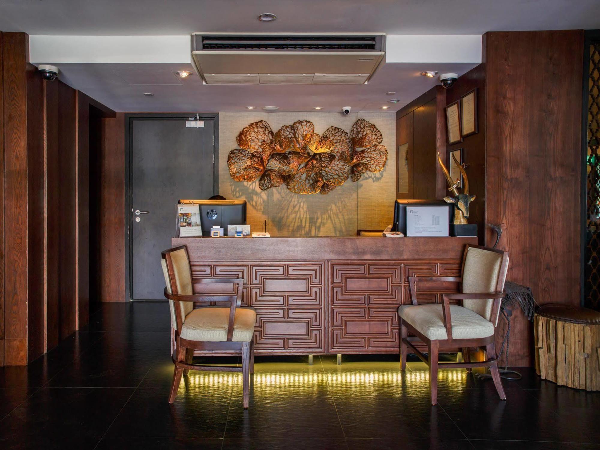 Clover 33 Jalan Sultan 4*