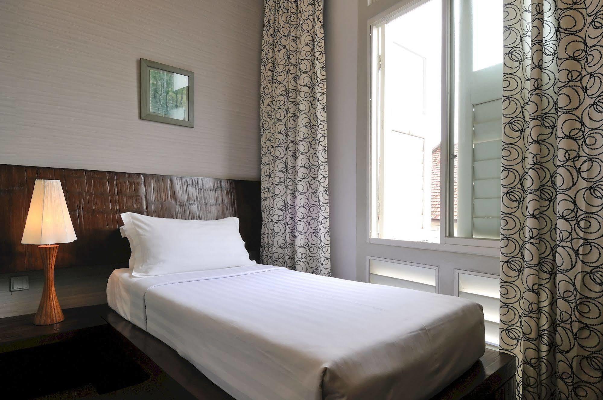 Hotel Santa Grand Little India 3*