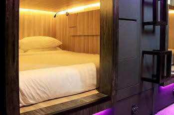 Hotel Cube Boutique Capsule 2*