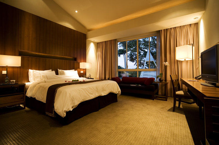 Amara Sanctuary Sentosa Singapore