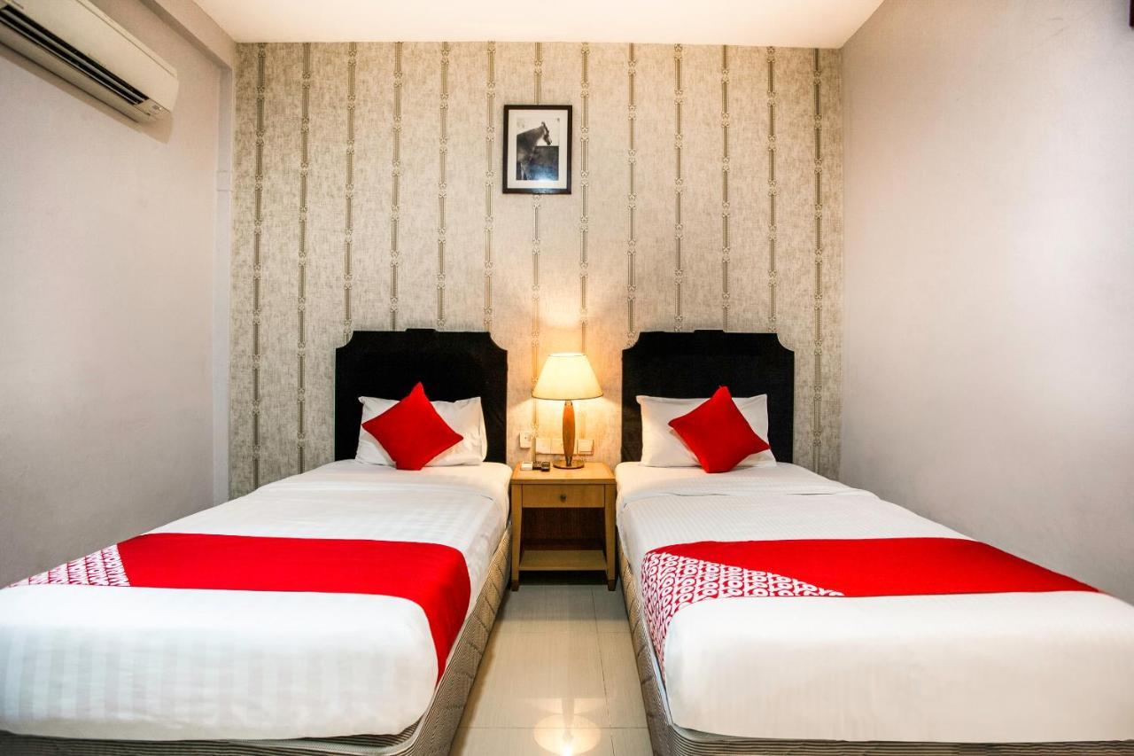 Oyo 104 Pegasus Hotel 3*
