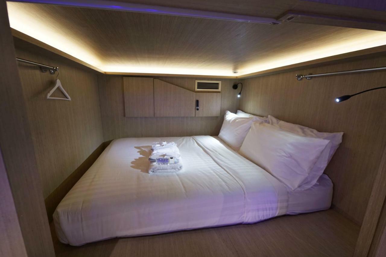 Cube Boutique Capsule Hotel At Kampong Glam Singapore