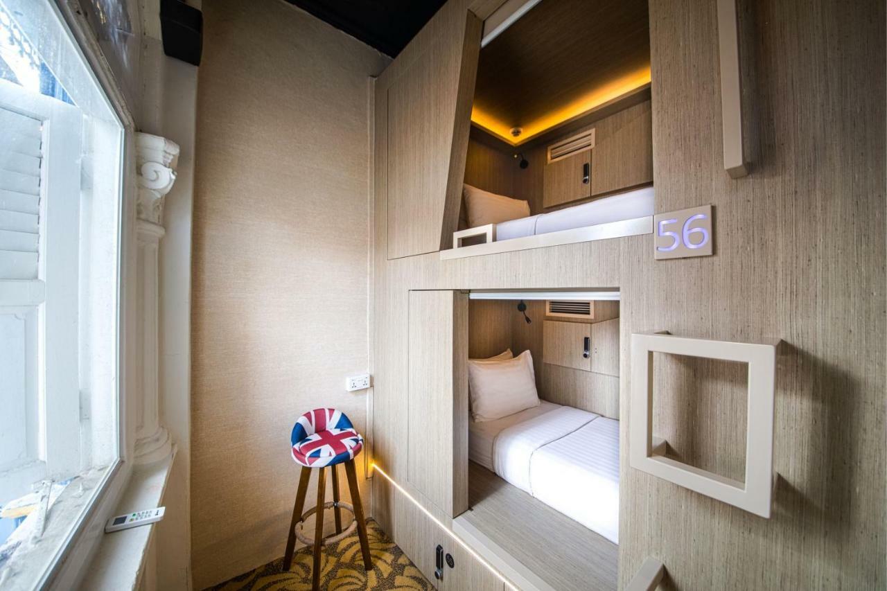 Cube Boutique Capsule Hotel At Kampong Glam 2* Singapore