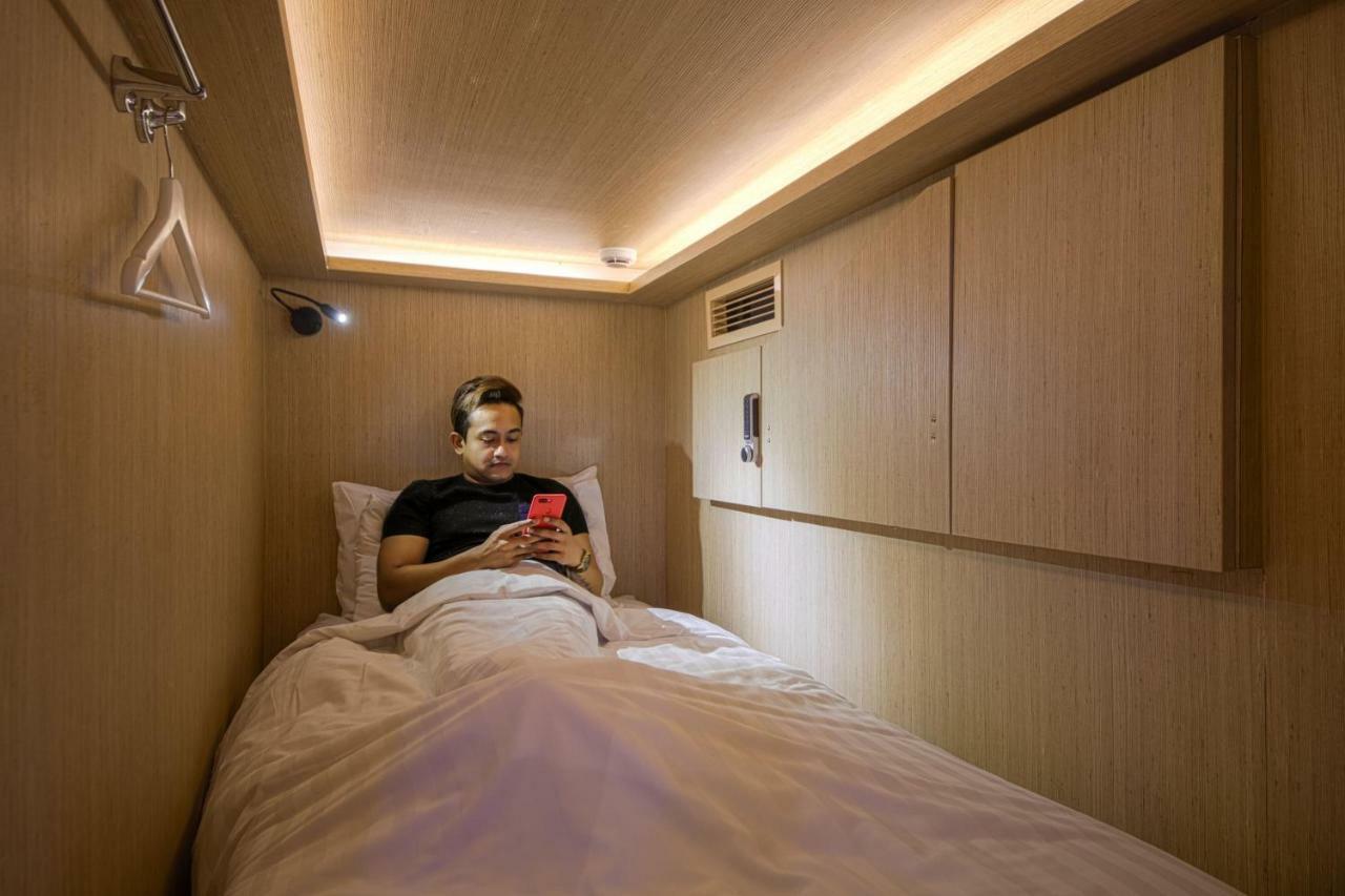 Cube Boutique Capsule Hotel At Kampong Glam Capsule hotel 2*