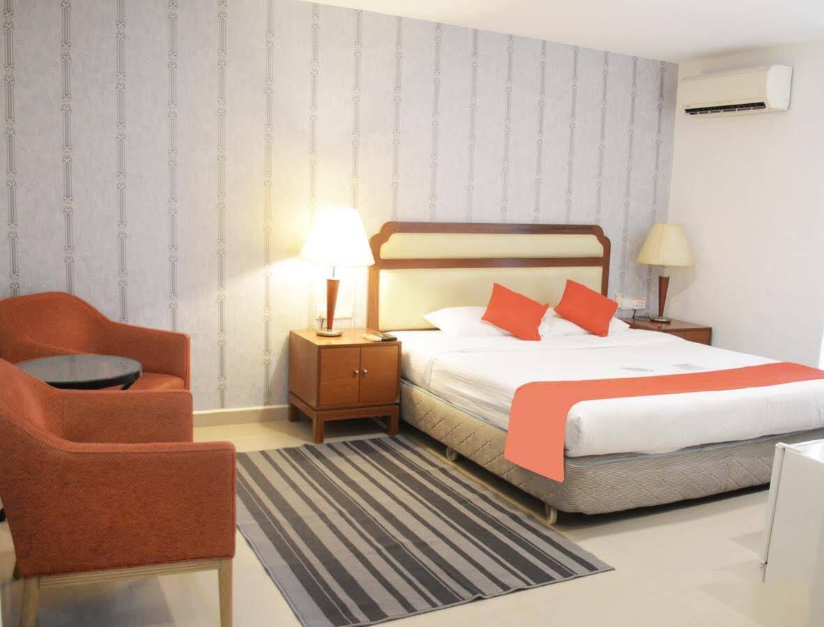 Hotel Oyo 104 Pegasus
