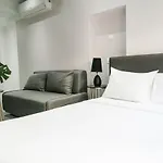 ReCharge Cozy Room Suite