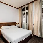 Four Chain View Hotel