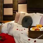 Reddoorz Hotel Plus @ Little India