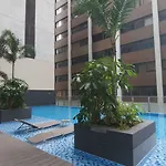Luxury 2Br Marina Bay