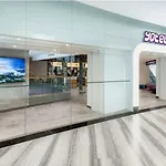 Yotelair Singapore Changi Airport At Jewel