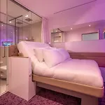Yotelair Singapore Changi Airport At Jewel
